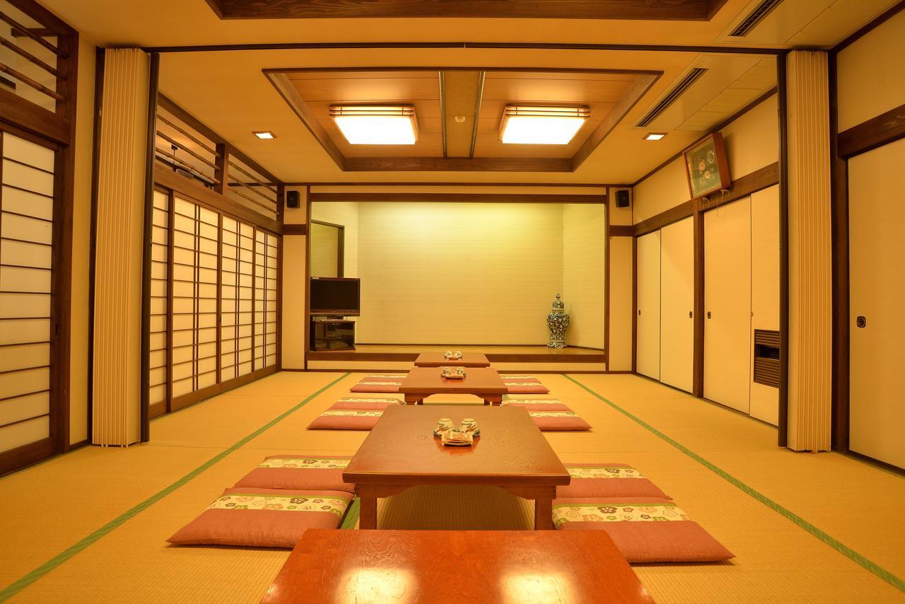 Ryokan Hikarinoie Yufu Esterno foto