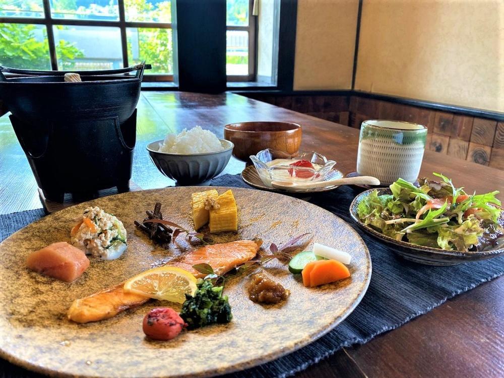 Ryokan Hikarinoie Yufu Esterno foto